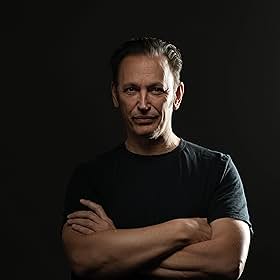 Steve Valentine